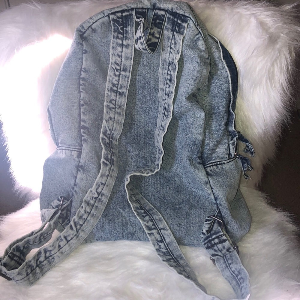 Denim Backpack 🎒 - Picture 2 of 6